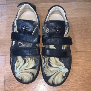 Young Versace boy sneakers